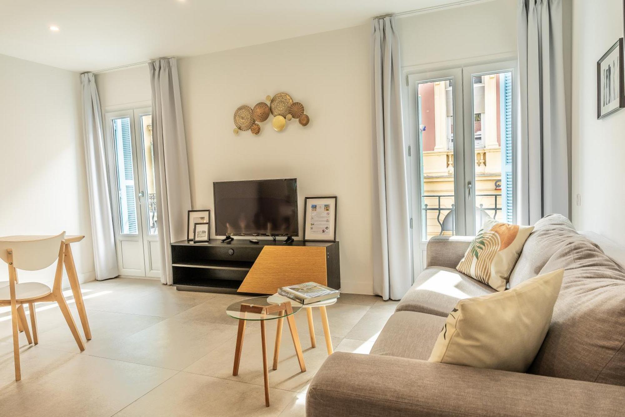 Republique Appartements Menton Buitenkant foto