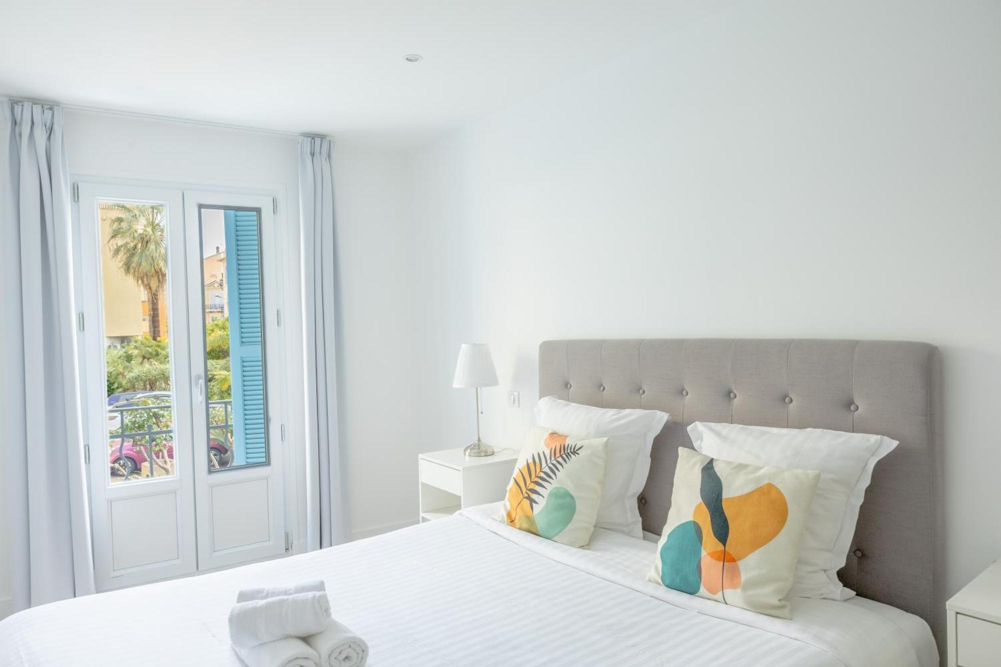 Republique Appartements Menton Buitenkant foto